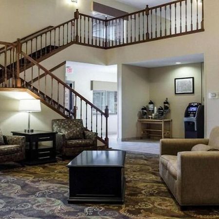 Quality Suites Near West Acres 法戈 外观 照片
