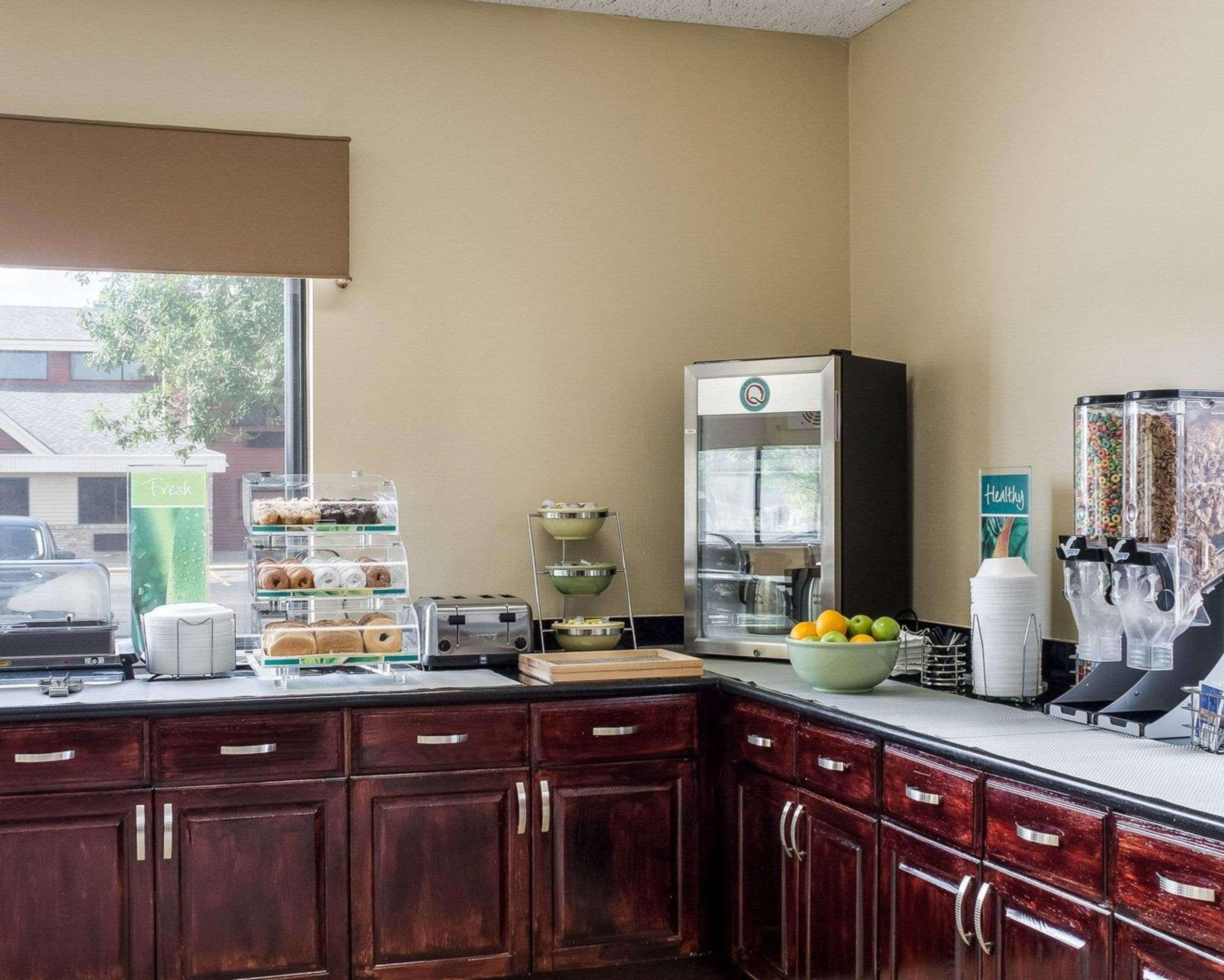 Quality Suites Near West Acres 法戈 外观 照片