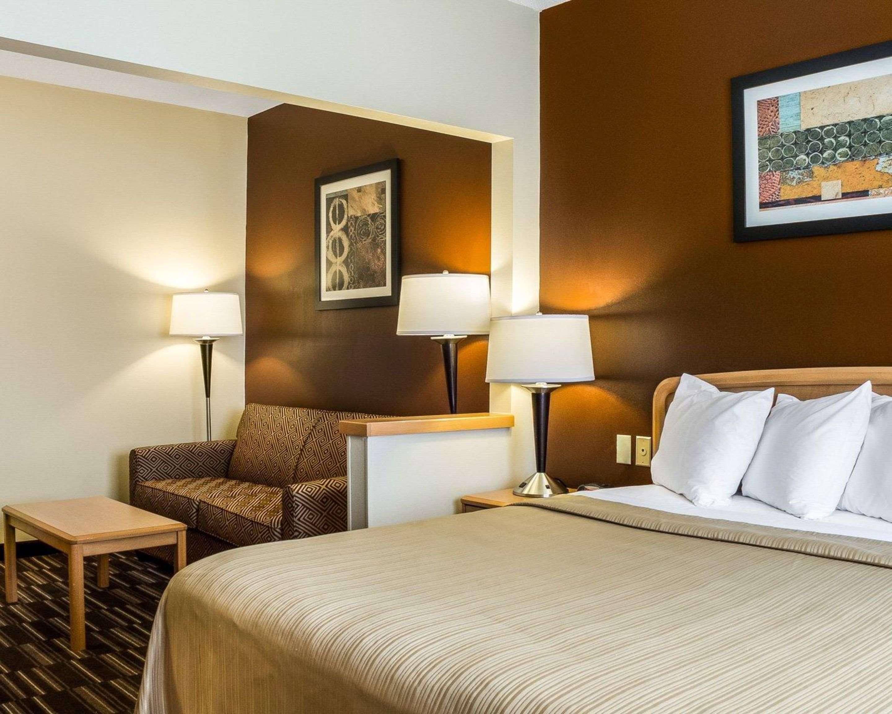 Quality Suites Near West Acres 法戈 外观 照片