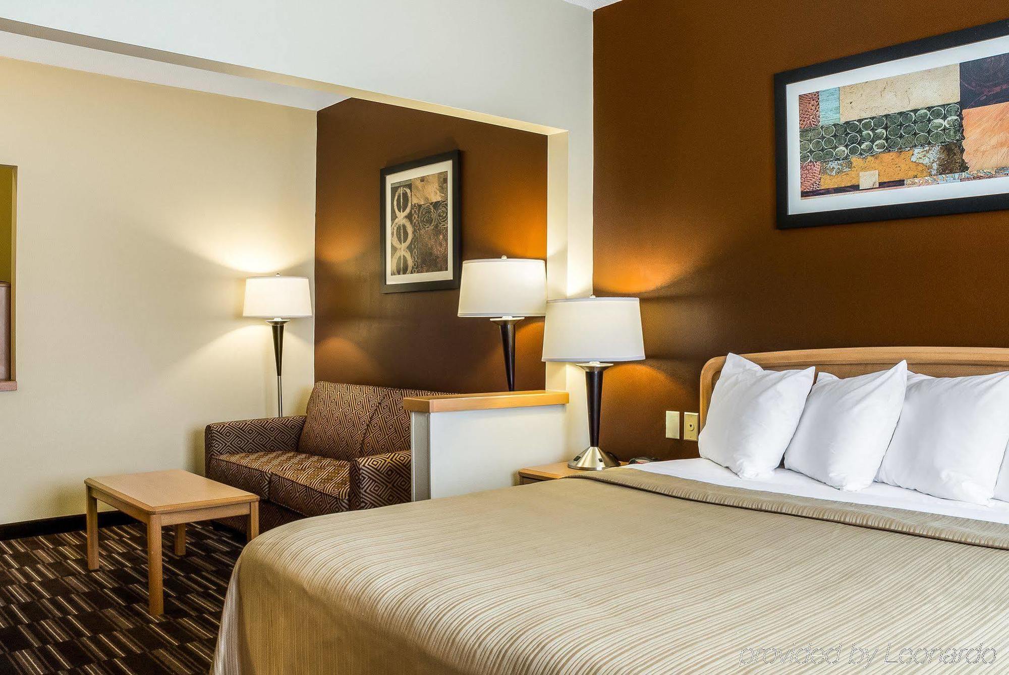 Quality Suites Near West Acres 法戈 外观 照片