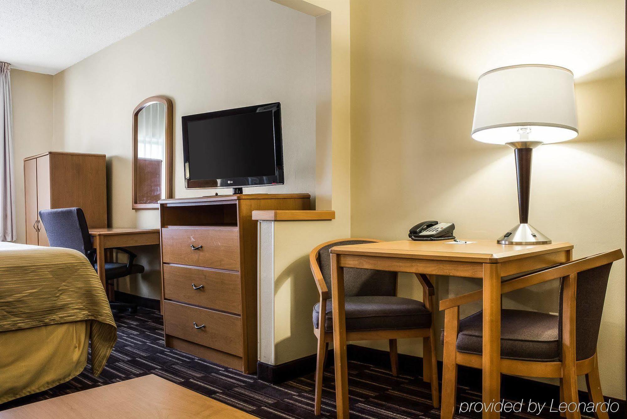 Quality Suites Near West Acres 法戈 外观 照片